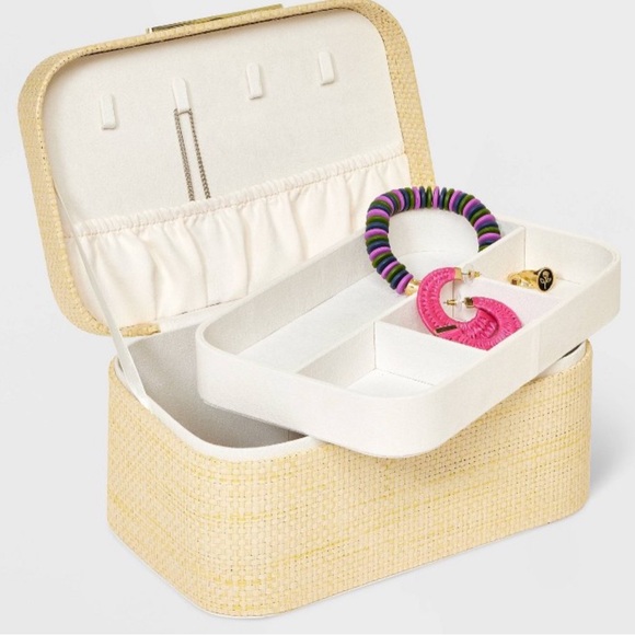 a new day Jewelry - A NEW DAY NWT woven jewelry organizer w/ removable tray